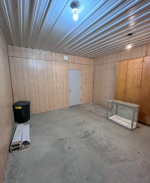 More Photos Of 1800 Broadway Ave N, Rochester Storefront Retail Office For Sale