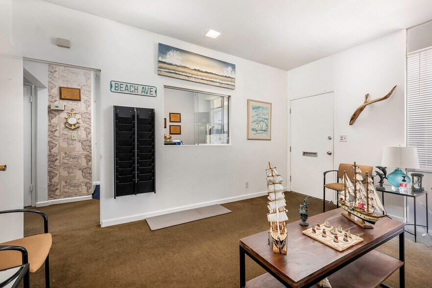 More Photos Of 3840 Woodruff Ave, Long Beach Medical For Lease