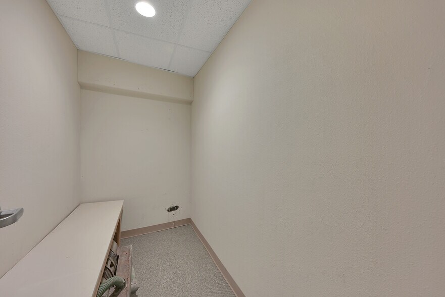 More Photos Of 103 D St, Marysville Office Residential For Sale