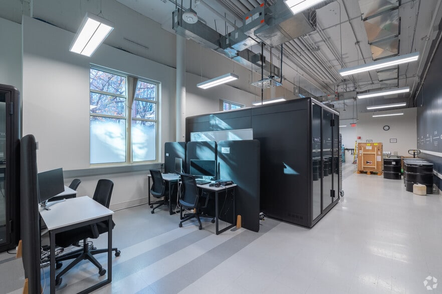 More Photos Of 500 Rutherford Ave, Charlestown Office For Lease