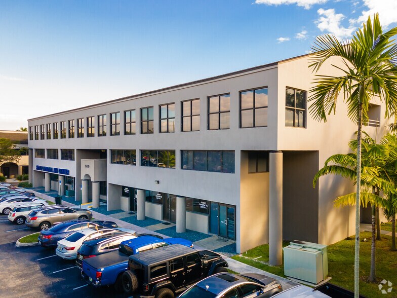 More Photos Of 11400-11440 N Kendall Dr, Miami Unknown For Lease