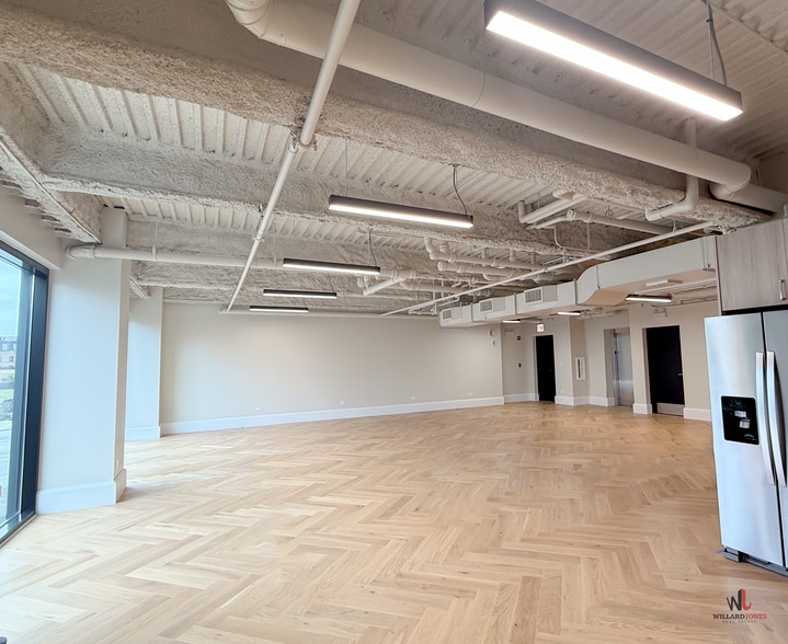 More Photos Of 1123 W Randolph St, Chicago Apartments For Lease