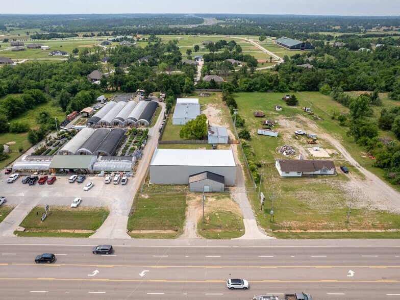 More Photos Of 18608 NE 23rd St, Harrah Light Distribution For Lease