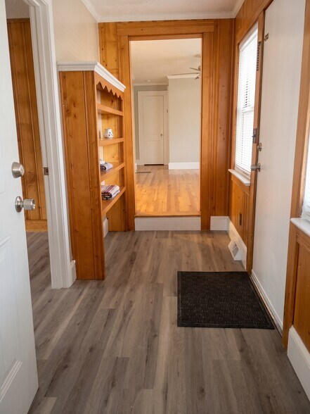 More Photos Of , Lexington Specialty For Sale