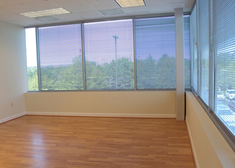 More Photos Of 21785 Filigree Ct, Ashburn Medical For Lease