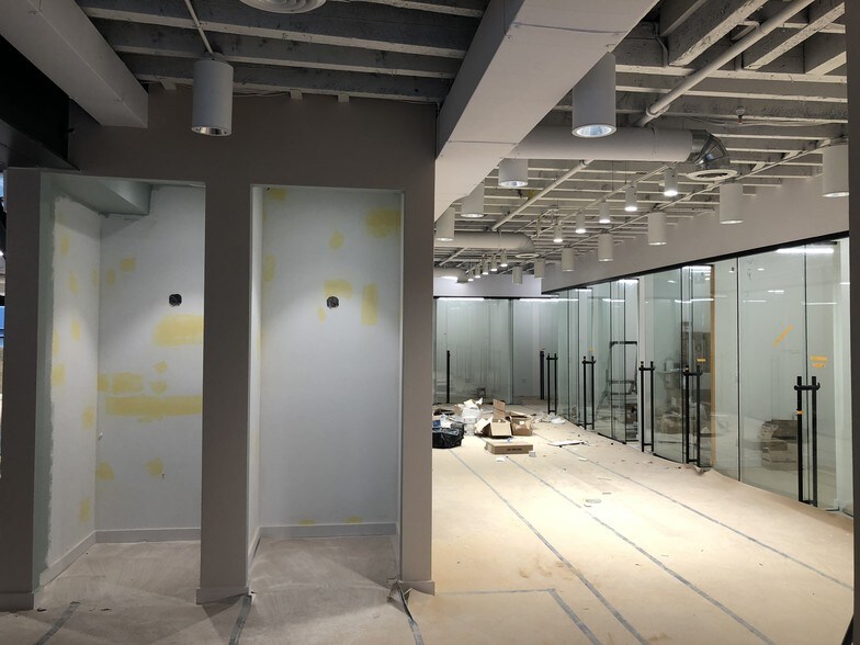 More Photos Of 839 Broadway, Brooklyn Freestanding For Lease