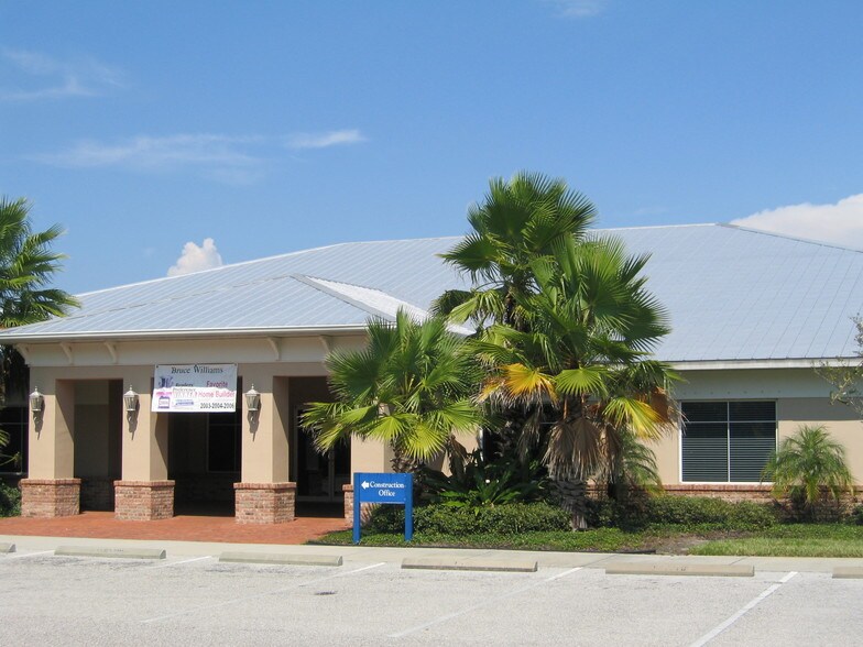 Primary Photo Of 714 Manatee Ave E, Bradenton Medical For Lease