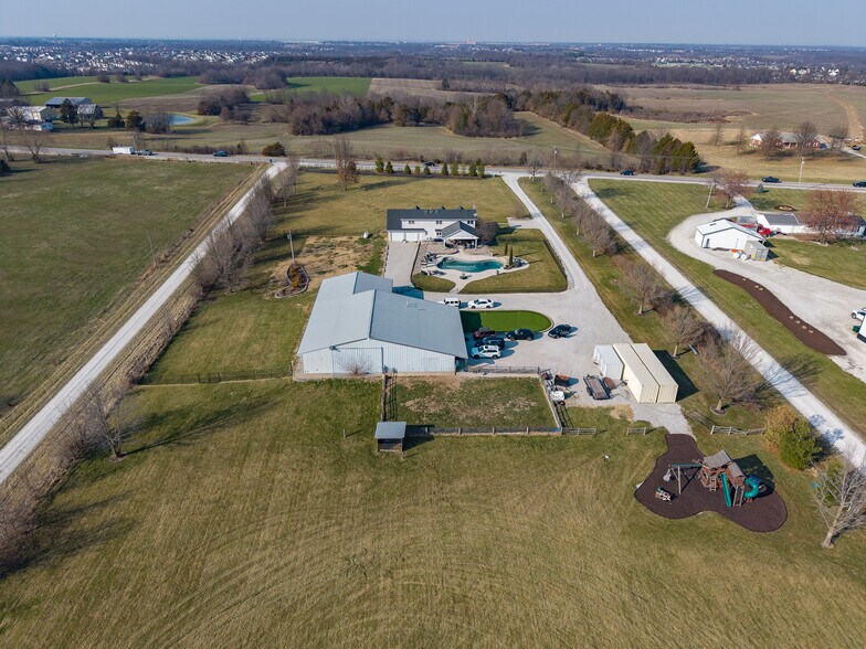 More Photos Of 836 E Highway N, Wentzville Flex For Sale