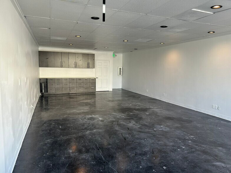 More Photos Of 14364-14366 Whittier Blvd, Whittier Office For Lease