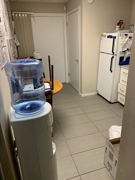 More Photos Of 356-358 Veterans Memorial Hwy, Commack Medical For Lease