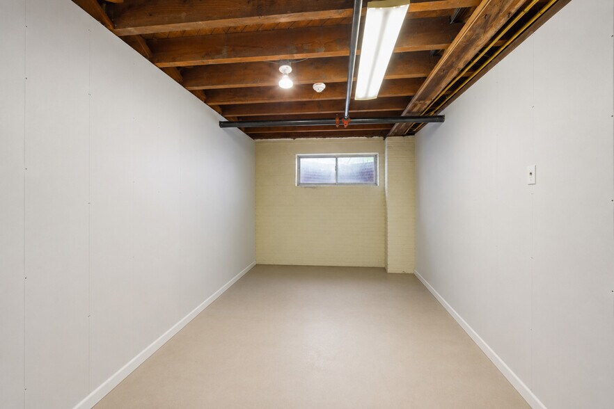 More Photos Of 616 E Palisade Ave, Englewood Cliffs Office For Sale