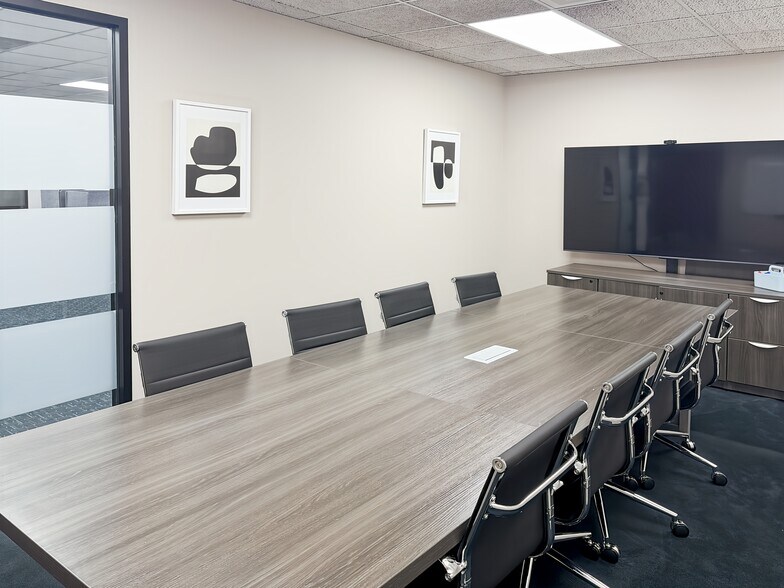 More Photos Of 100 S Main St, Greensburg Coworking Space