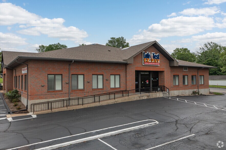 More Photos Of 12152 Tesson Ferry Rd, Saint Louis Medical For Sale
