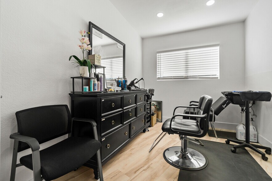 More Photos Of 592-596 N Westwind Dr, El Cajon Office For Sale