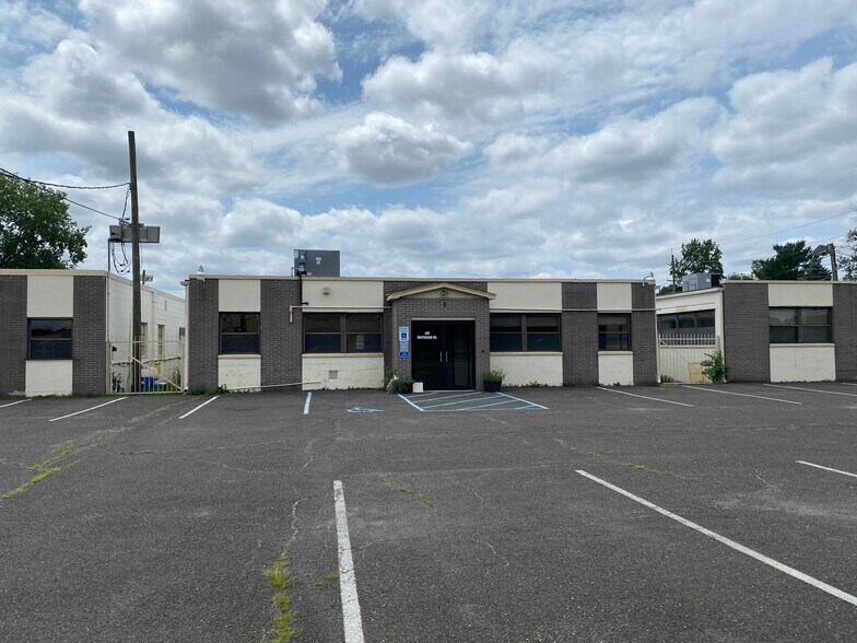 Primary Photo Of 448 Whitehead Rd, Hamilton Unknown For Lease