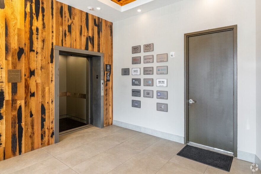 More Photos Of 50-05 Metropolitan Ave, Ridgewood Loft Creative Space For Lease
