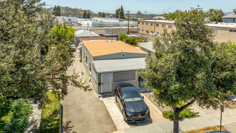 More Photos Of 343 Concord St, Glendale Apartments For Sale