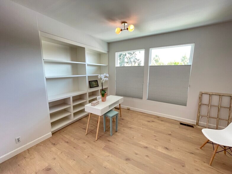 More Photos Of 125-131 Camino Alto, Mill Valley Office For Lease