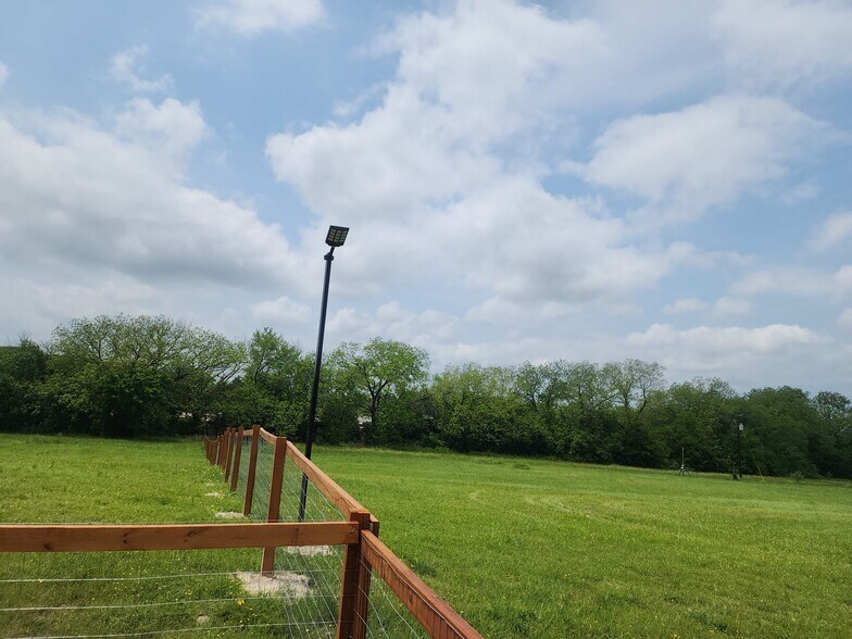 More Photos Of 2895 County Road 341, McKinney Land For Lease