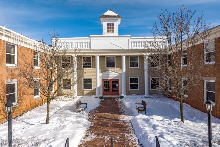 More Photos Of 4001 E Genesee St, Syracuse Apartments For Lease