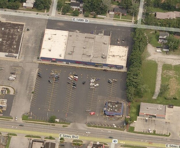 More Photos Of 1000 E Sibley Blvd, Dolton Unknown For Lease