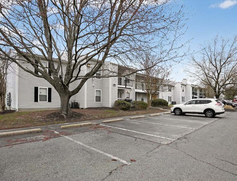 More Photos Of 1500 Sharen Dr, Salisbury Apartments For Sale