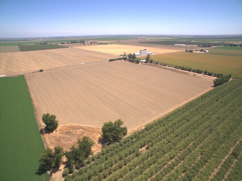 More Photos Of 28968 County Road 26, Winters Land For Sale