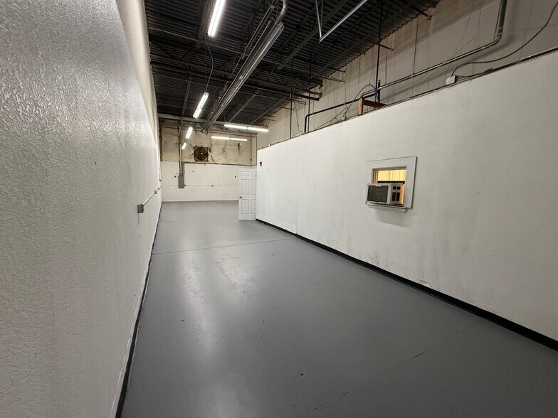 More Photos Of 7223 W 118th Pl, Broomfield Light Distribution For Lease