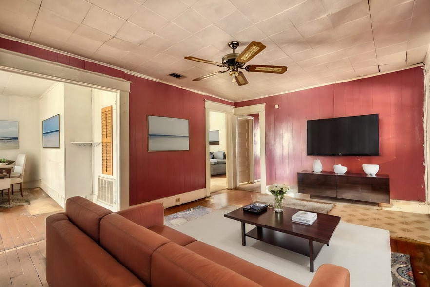 More Photos Of 510 S Camellia Blvd, Fort Valley Convenience Store For Sale