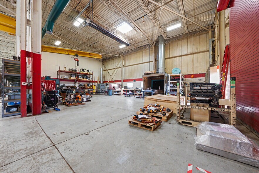 More Photos Of 51214 Industrial Dr, Macomb Warehouse For Sale