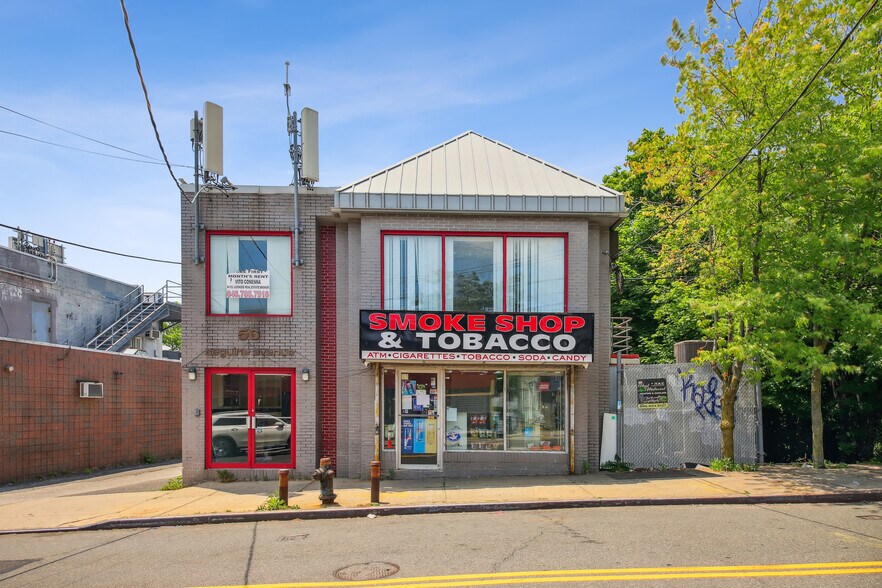 More Photos Of 56 Seguine Ave, Staten Island Storefront Retail Office For Lease