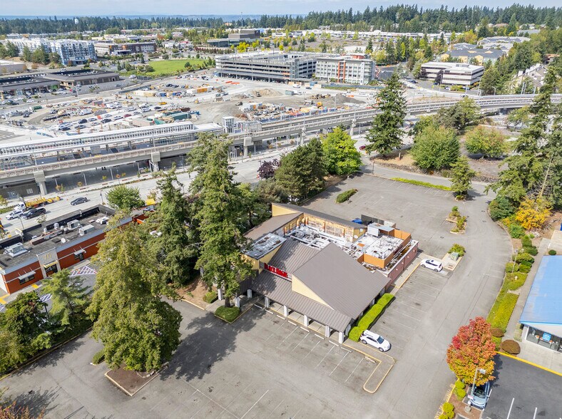 More Photos Of 2400 S 320th St, Federal Way Restaurant For Lease