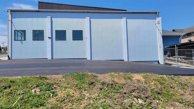 More Photos Of 205 10th St, Fairmont Light Manufacturing For Sale