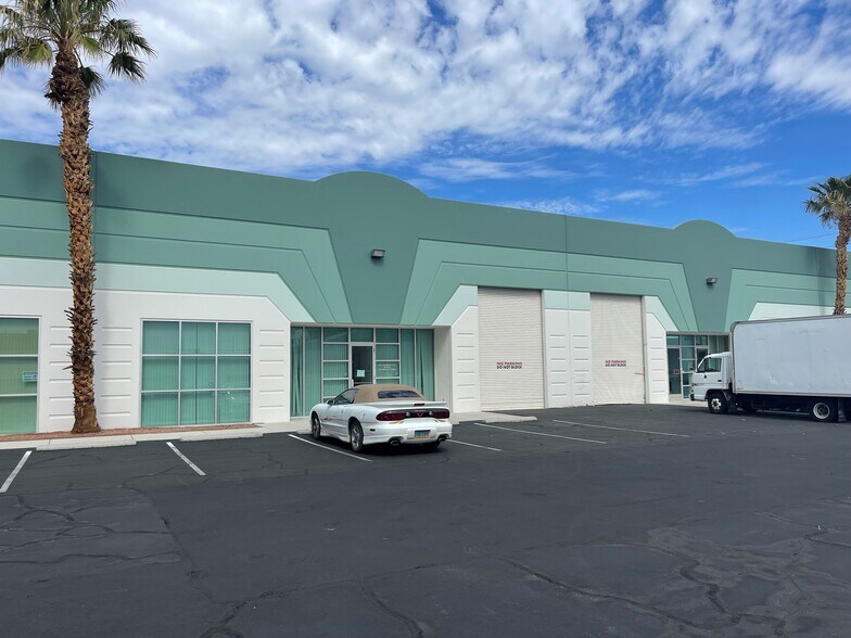 More Photos Of 3945 E Patrick Ln, Las Vegas Light Manufacturing For Lease