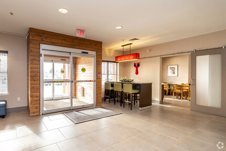 More Photos Of 2550 Freeway Blvd, Brooklyn Center Hotel For Sale