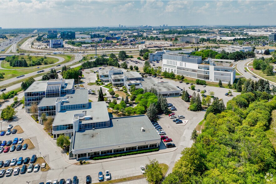 More Photos Of 2695 N Sheridan Way, Mississauga Office For Lease