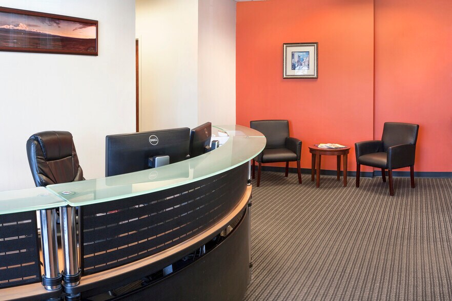 More Photos Of 1300 Ridenour Blvd, Kennesaw Office Residential For Lease