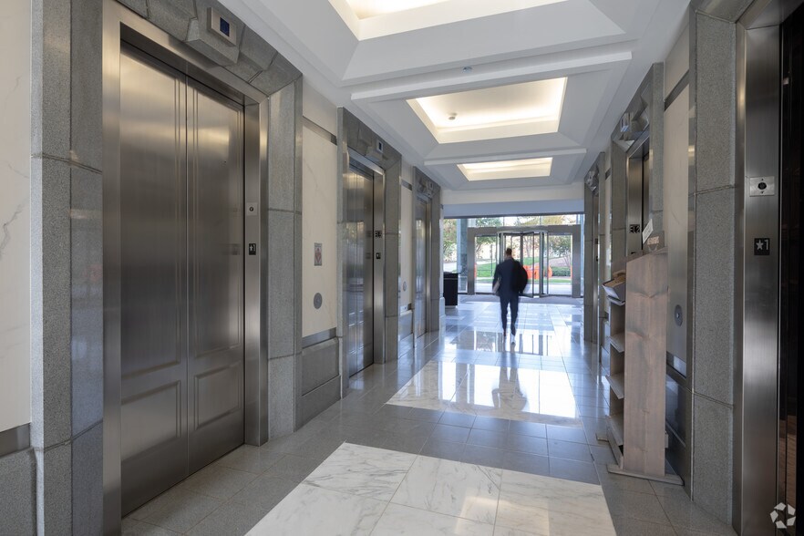 More Photos Of 3490 Piedmont Rd NE, Atlanta Office For Lease