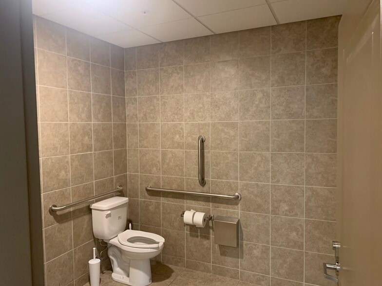More Photos Of 390 South Ave, Rochester Apartments For Lease