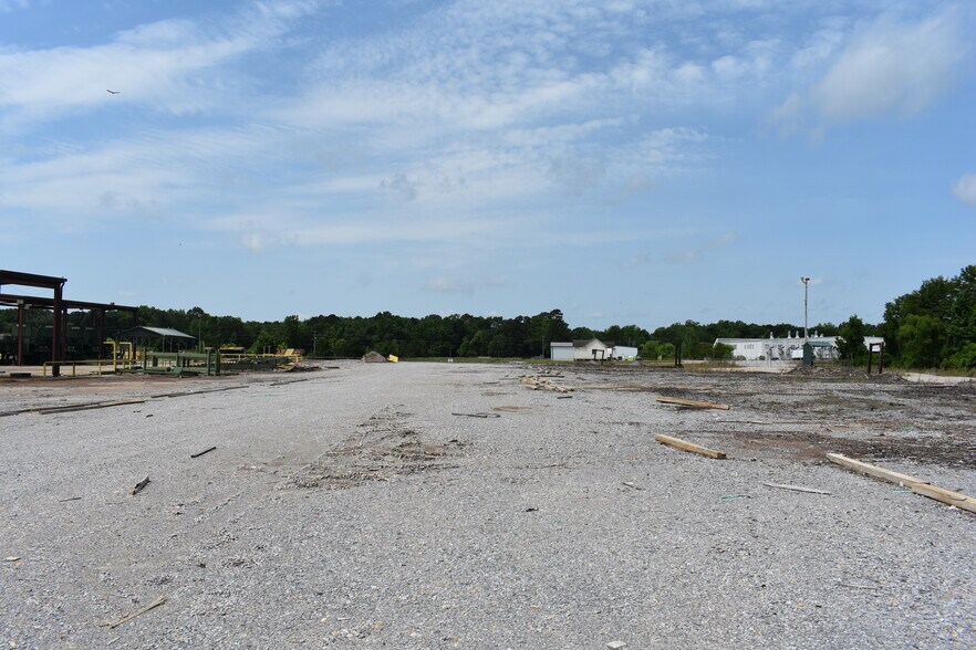 More Photos Of 79 Pioneer Ln, Selma Industrial For Sale