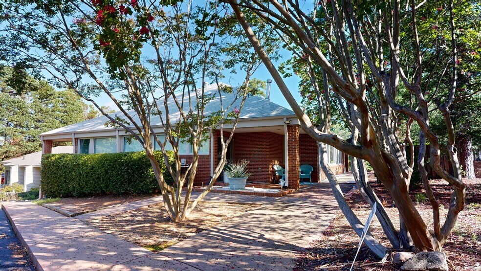 More Photos Of 219 W Millbrook Rd, Raleigh Medical For Lease