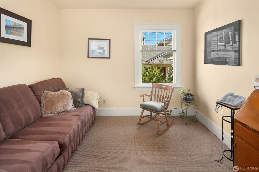 More Photos Of 2012 65th St, Seattle Office For Sale