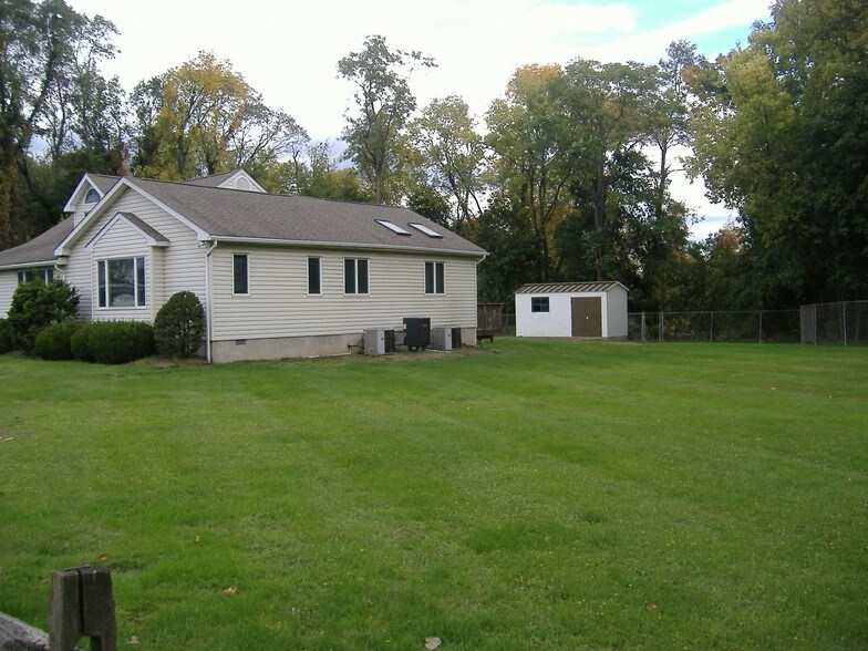 More Photos Of 1900 S Pennsylvania Ave, Morrisville Industrial For Lease