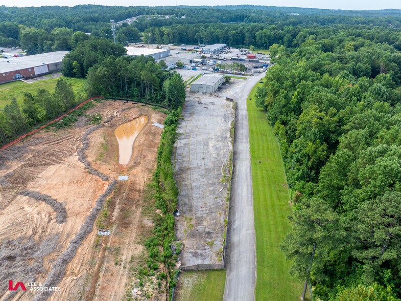 More Photos Of 6523 Marbut Rd, Lithonia Industrial For Lease