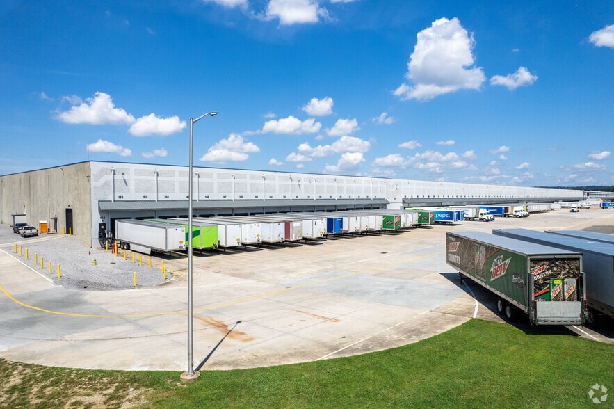 More Photos Of 400 Industrial Dr, Birmingham Refrigeration Cold Storage For Lease