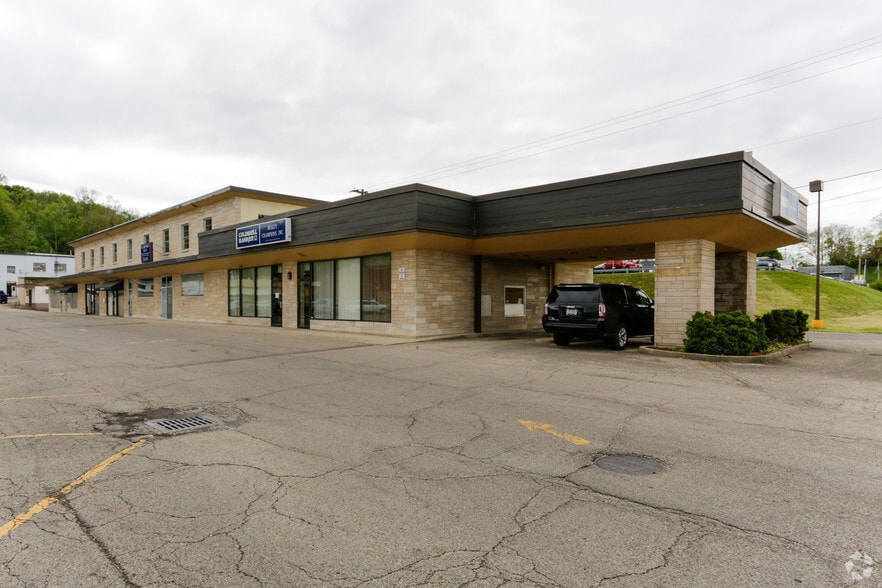 More Photos Of 601-637 Central Ctr, Chillicothe Unknown For Lease
