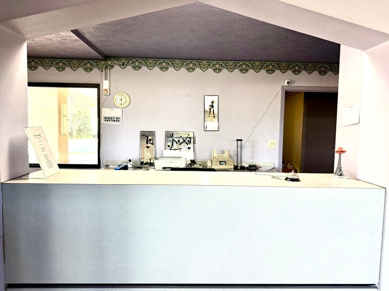 More Photos Of 547 S Archusa Ave, Quitman Hotel For Sale