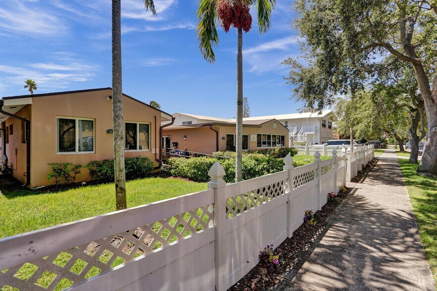 More Photos Of 1722 Madison St, Hollywood Assisted Living For Sale
