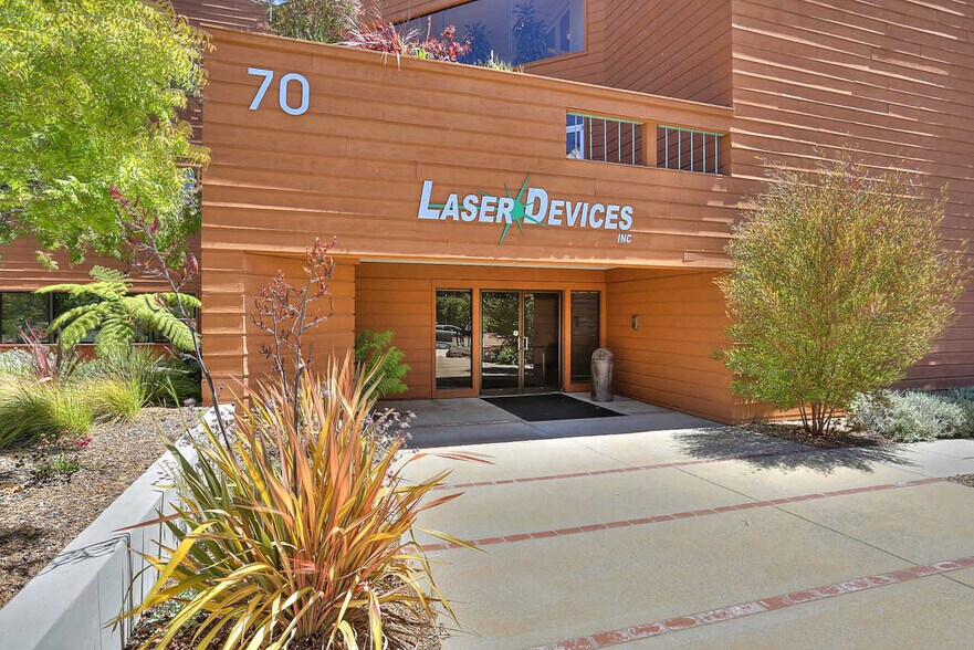 More Photos Of 70 Garden Ct, Monterey Medical For Lease