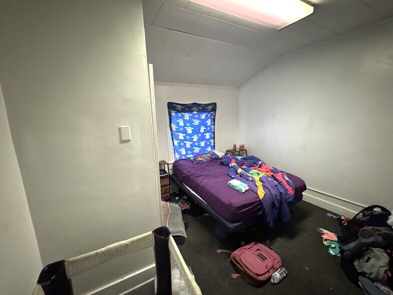 More Photos Of 28 Frederick St, Binghamton Office Residential For Sale